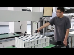 벽은 태양 전지를 탑재했습니다